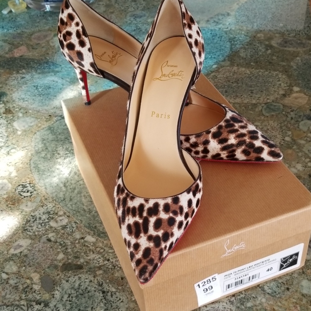 NWT Christian Louboutin Dyed Calf Fur Pumps